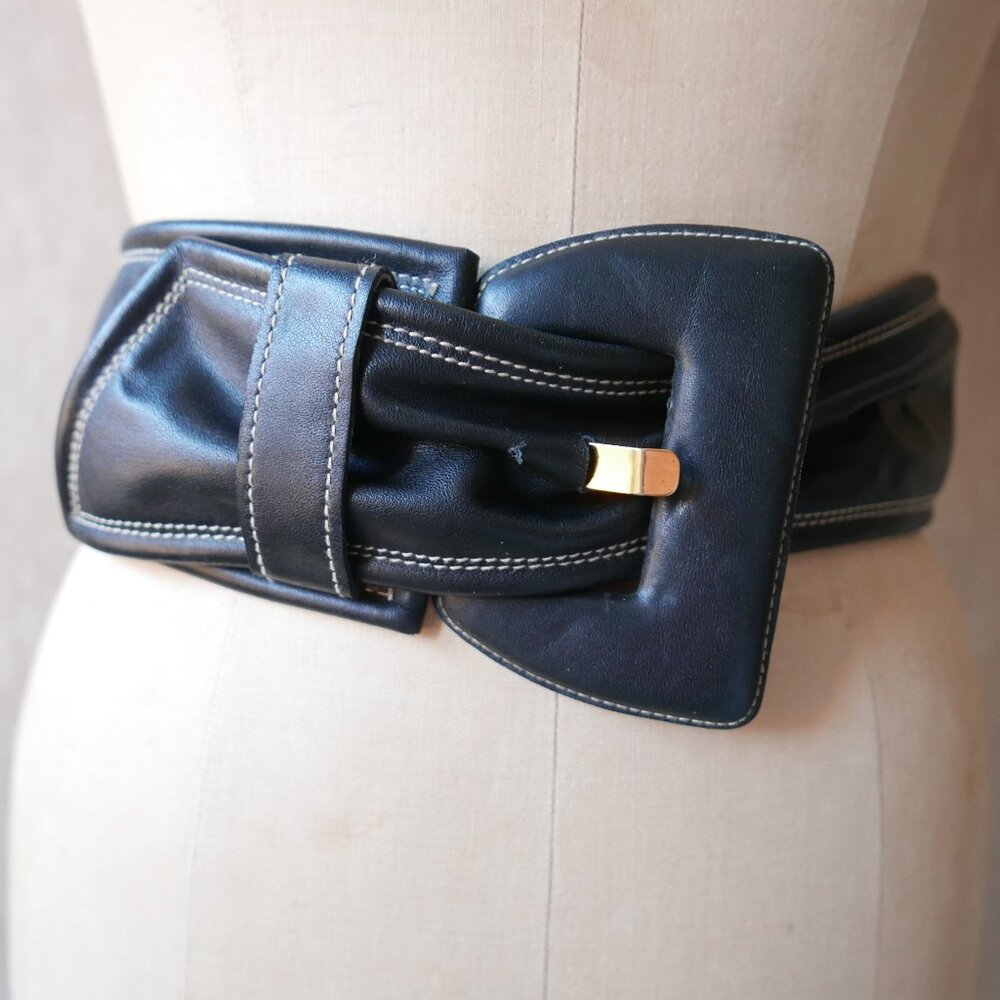 Vintage 80s Black Leather Cinch Belt